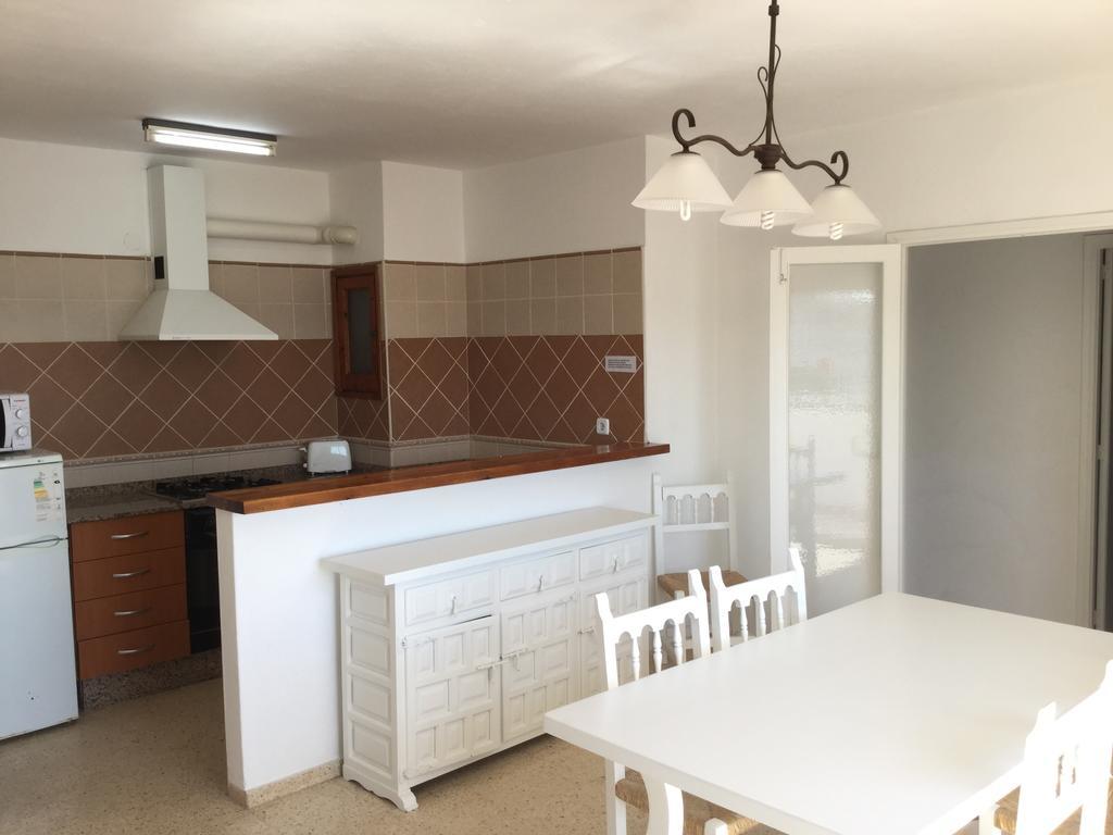 Apartamentos Alba Сан-Антонио-Абад Экстерьер фото